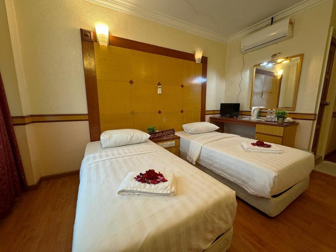 Flora Place Hotel Кота-Бару Экстерьер фото