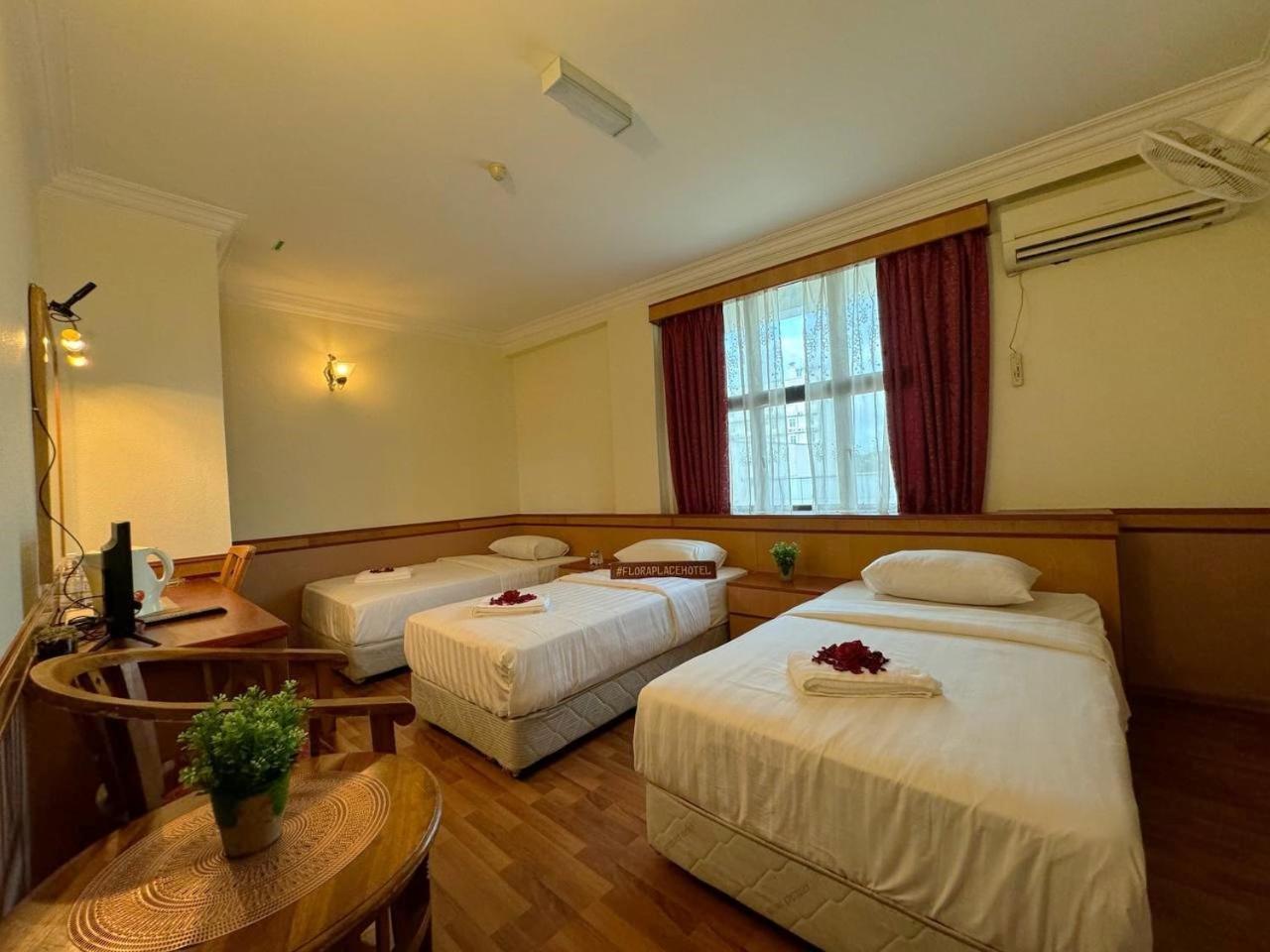 Flora Place Hotel Кота-Бару Экстерьер фото